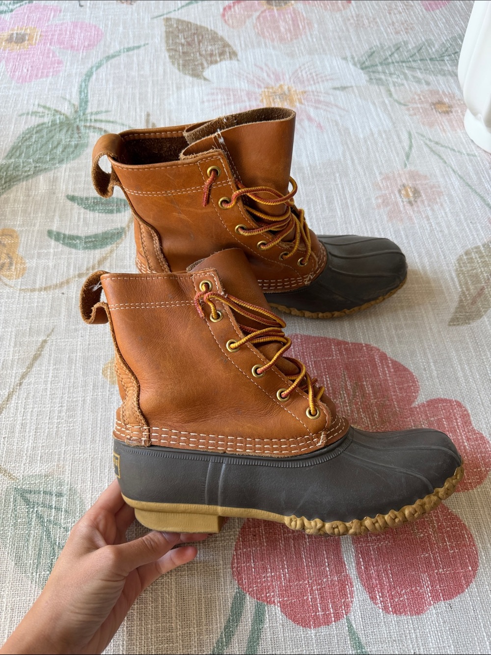 L.L. Bean Bean Boots Insulated Size 6
